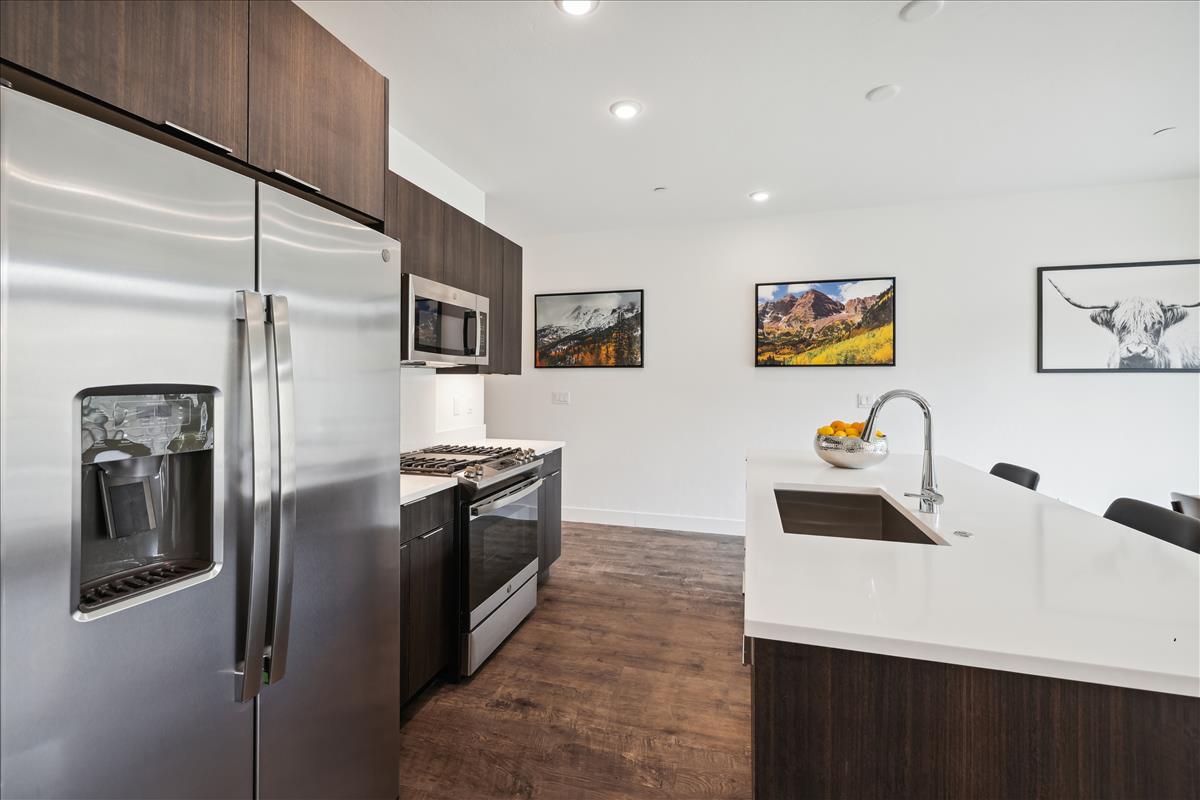 Kitchen - River West 924 - Silverthorne Vacation Rental