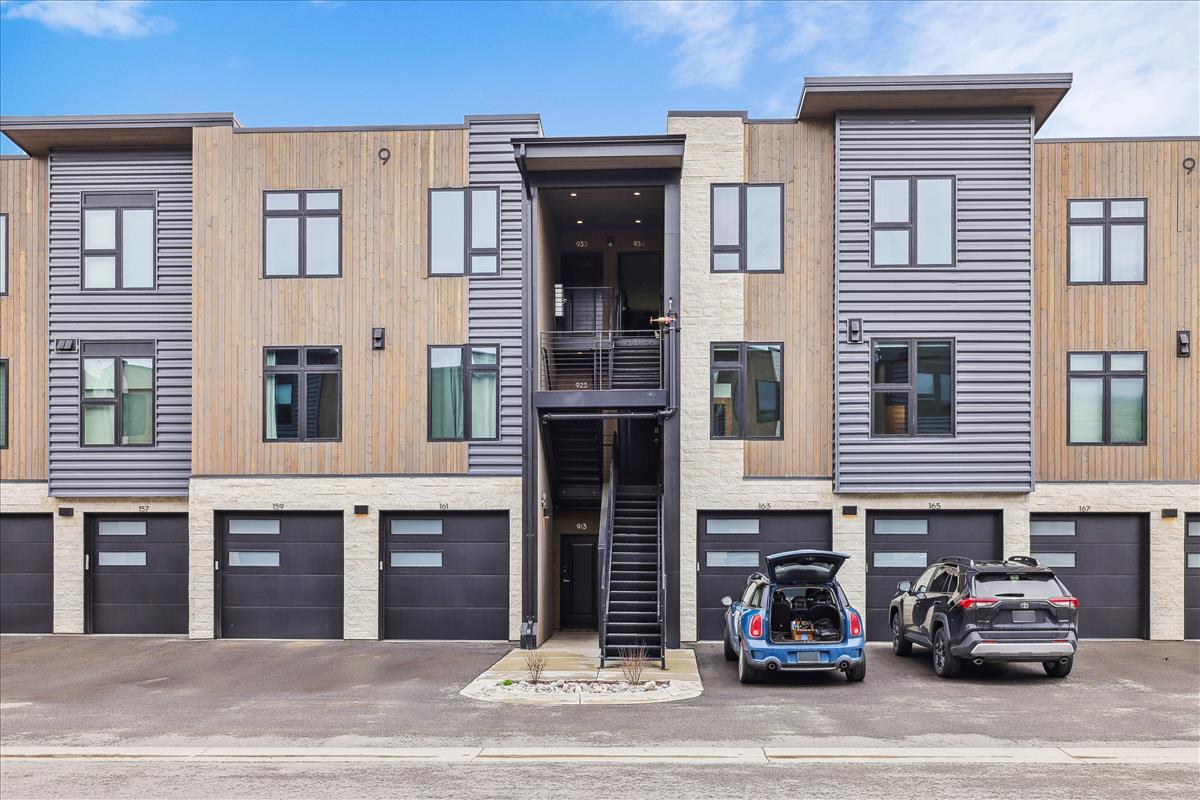 Exterior - River West 924 - Silverthorne Vacation Rental