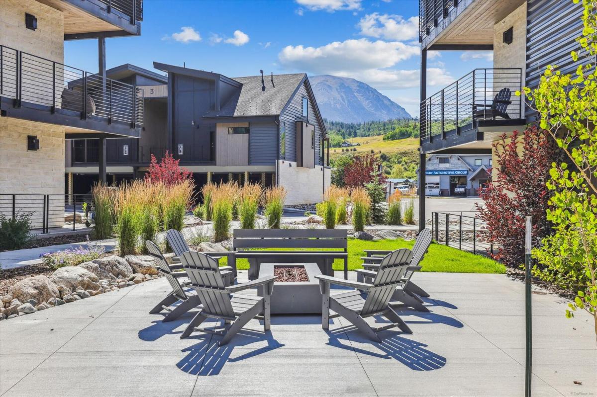 Exterior - River West 814 - Silverthorne Vacation Rental