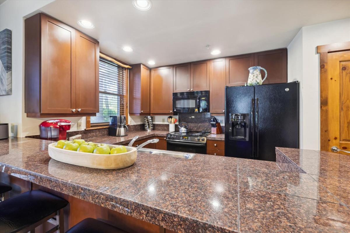 Kitchen - Main Street Junction 28 - Breckenridge Vacation Rental