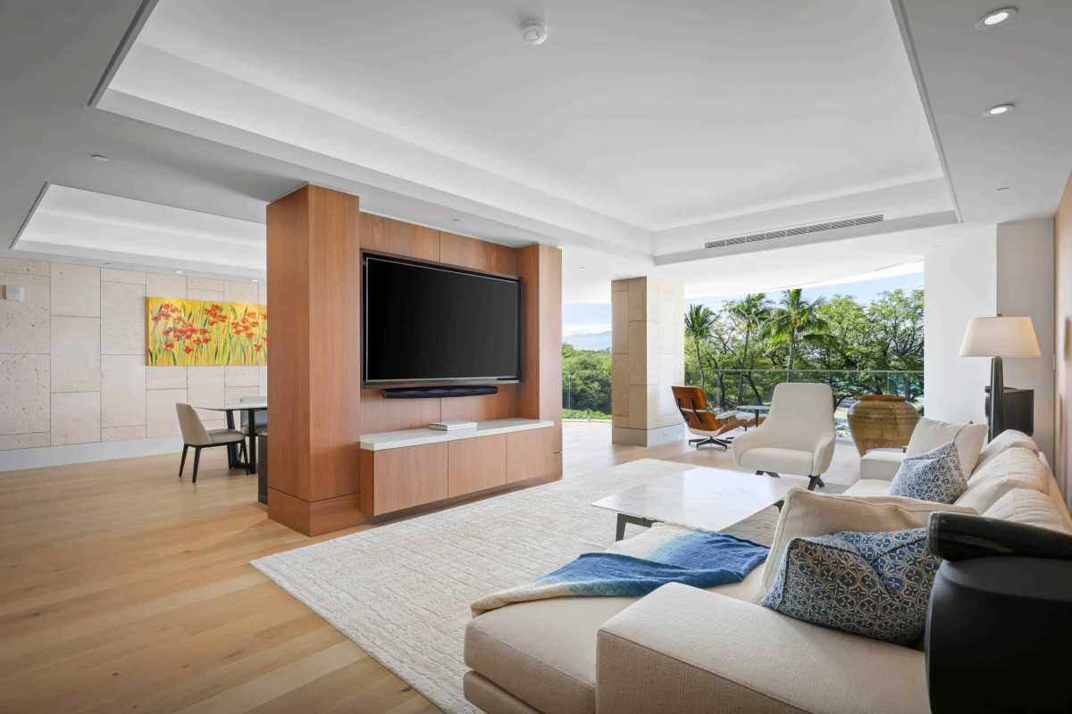 Grab your favorite drink, pop some popcorn and settle into the plush seating of Hapuna Beach Residence A31 living room