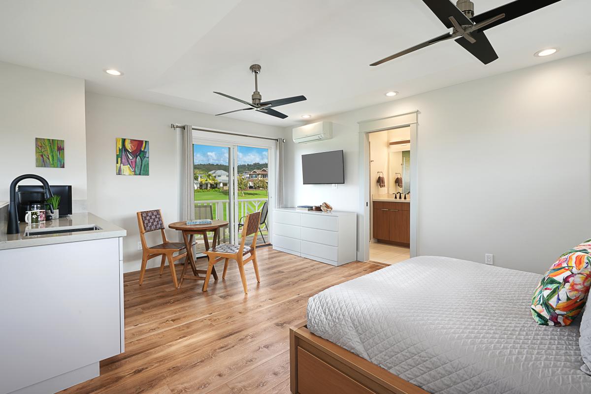 Ohana bedroom above garage with ensuite bathroom and lanai.