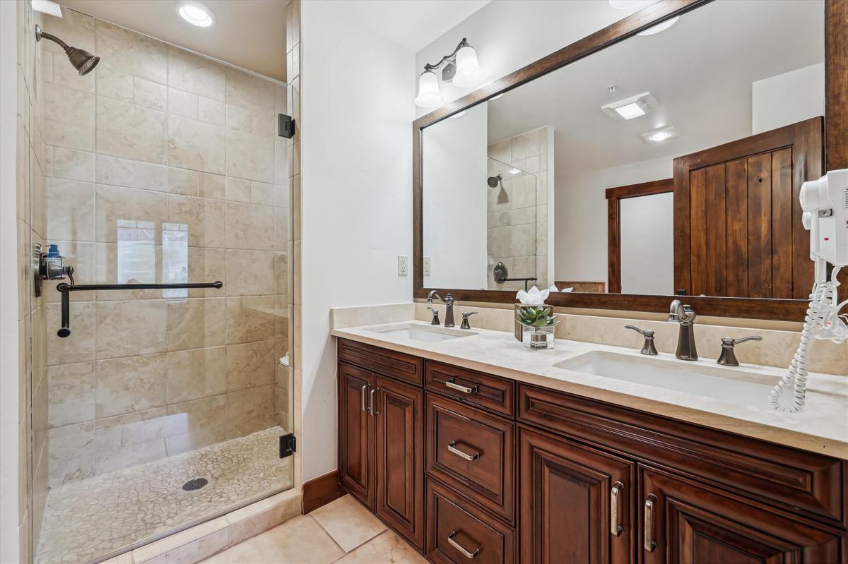 Bathroom, Crystal Peak 7303, Breckenridge Vacation Rental