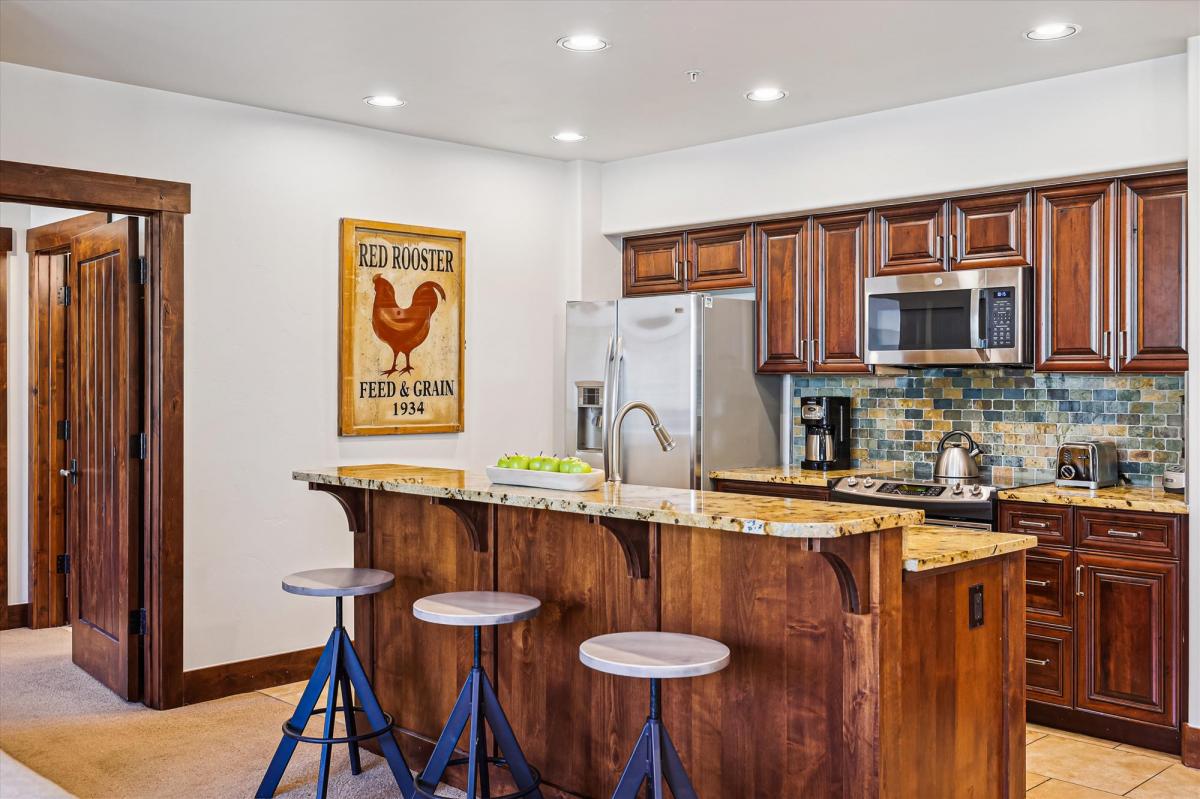 Kitchen, Crystal Peak 7303, Breckenridge Vacation Rental