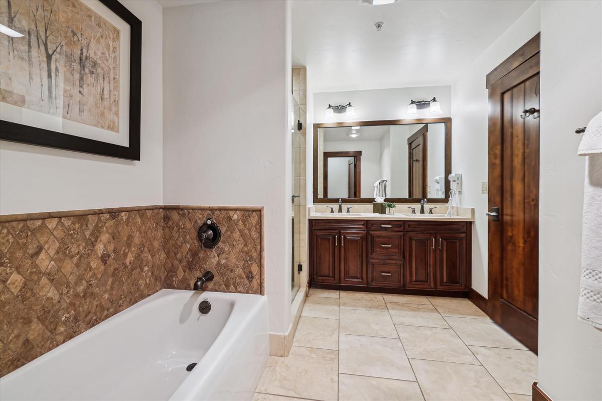 Bathroom, Crystal Peak 7303, Breckenridge Vacation Rental