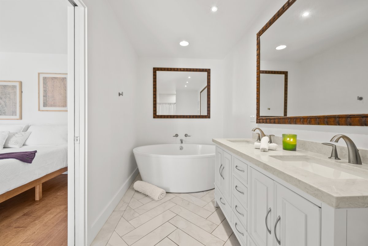 Spacious ensuite with a large soaking tub.