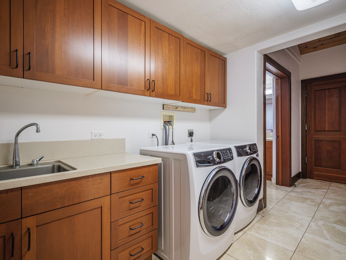 In-unit washer/dryer in the laundry room.