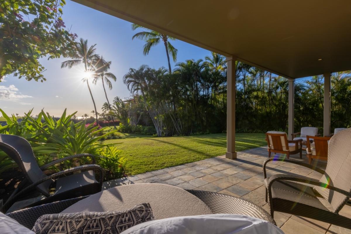 Ground floor lanai perfect for lounging.