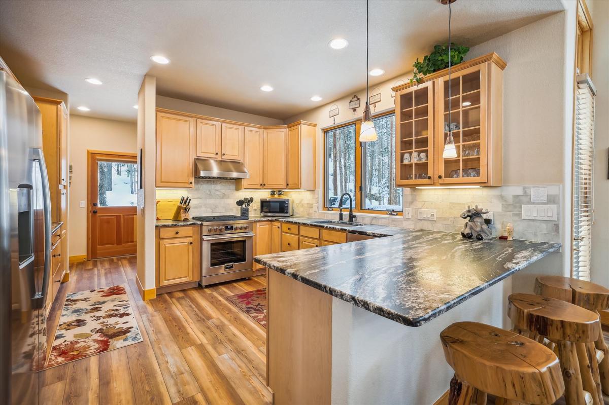 Kitchen, Lupine Chalet, Frisco Vacation Rental