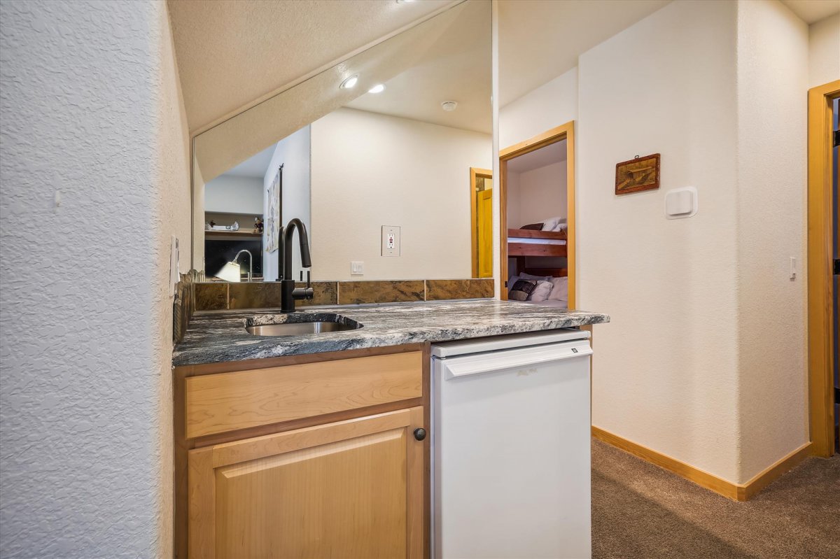 Wet Bar, Lupine Chalet, Frisco Vacation Rental