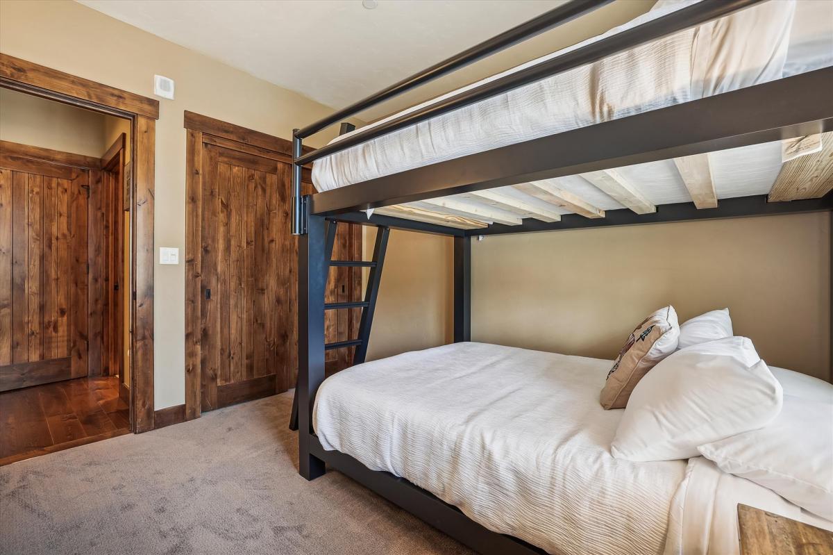 Bedroom, Water House on Main 5104, Breckenridge Vacation Rental