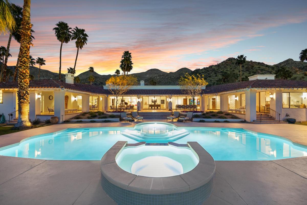 Bella Vista Estate