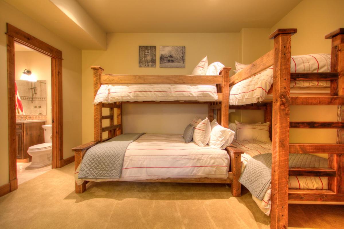 Cowboy Heaven Luxury Suites | Unit 2B