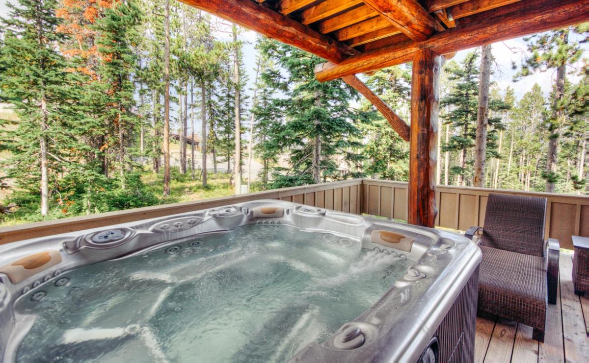Cowboy Heaven Luxury Suites | Unit 2B