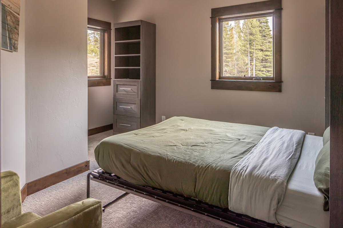 Alpenglow Condo 26A