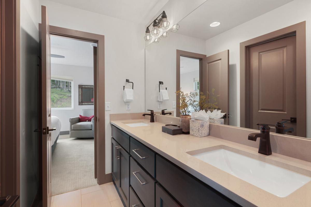 Mountain Vista Retreat