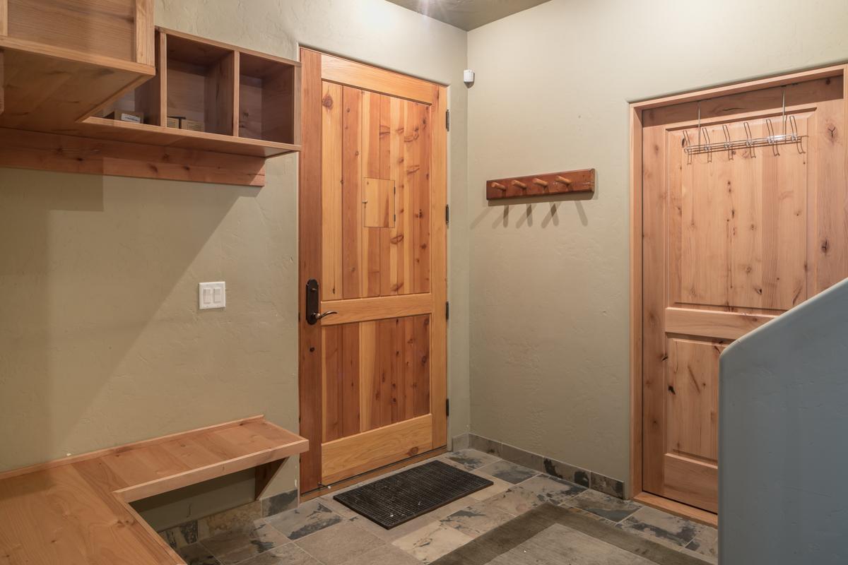 Moonlight Mountain Home | 2 Lower Mountain Road