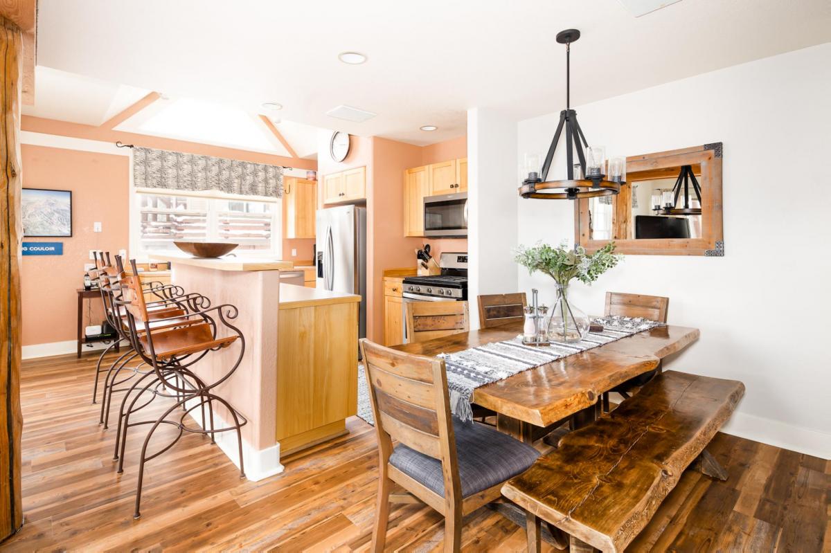 Saddle Ridge Townhome | Unit J1