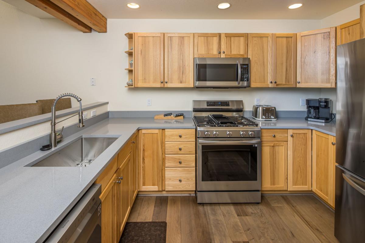 Saddle Ridge Townhome | Unit J3
