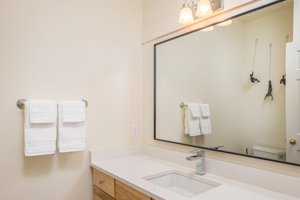 Saddle Ridge Townhome | Unit J3