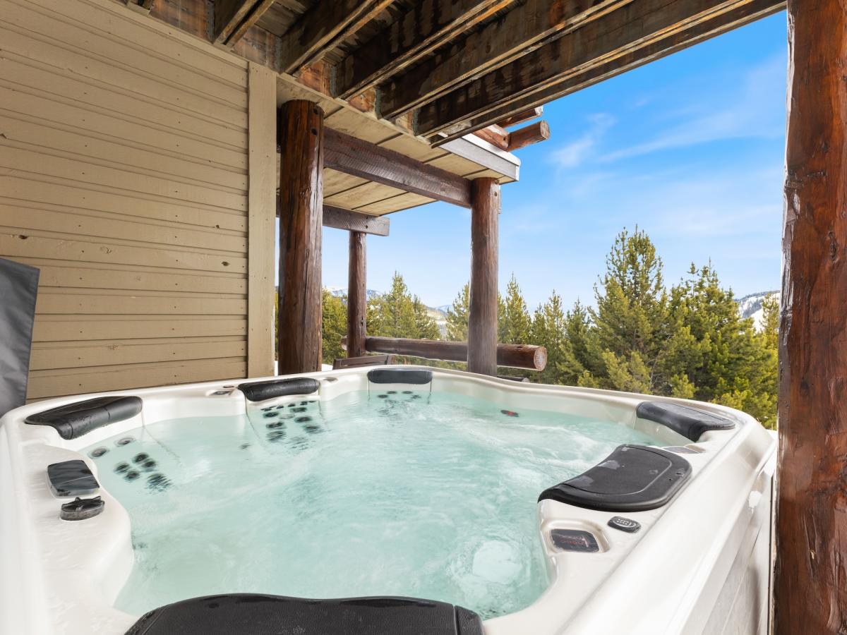 Saddle Ridge Townhome | Unit S1