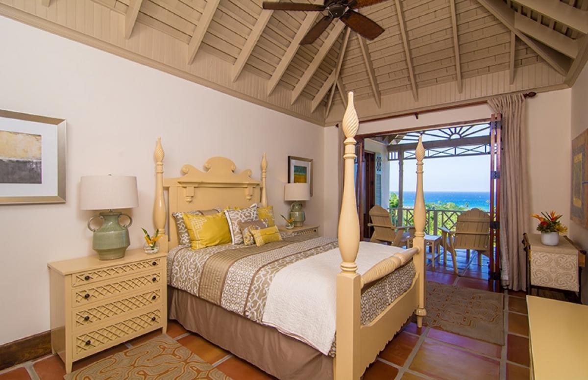 Pineapple House