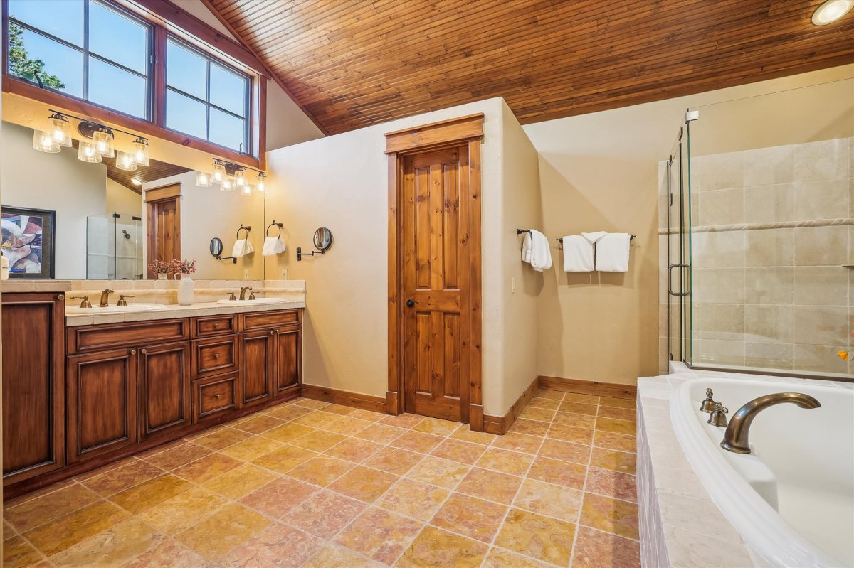 Bathroom - Cucumber Patch 60 - Breckenridge Vacation Rental