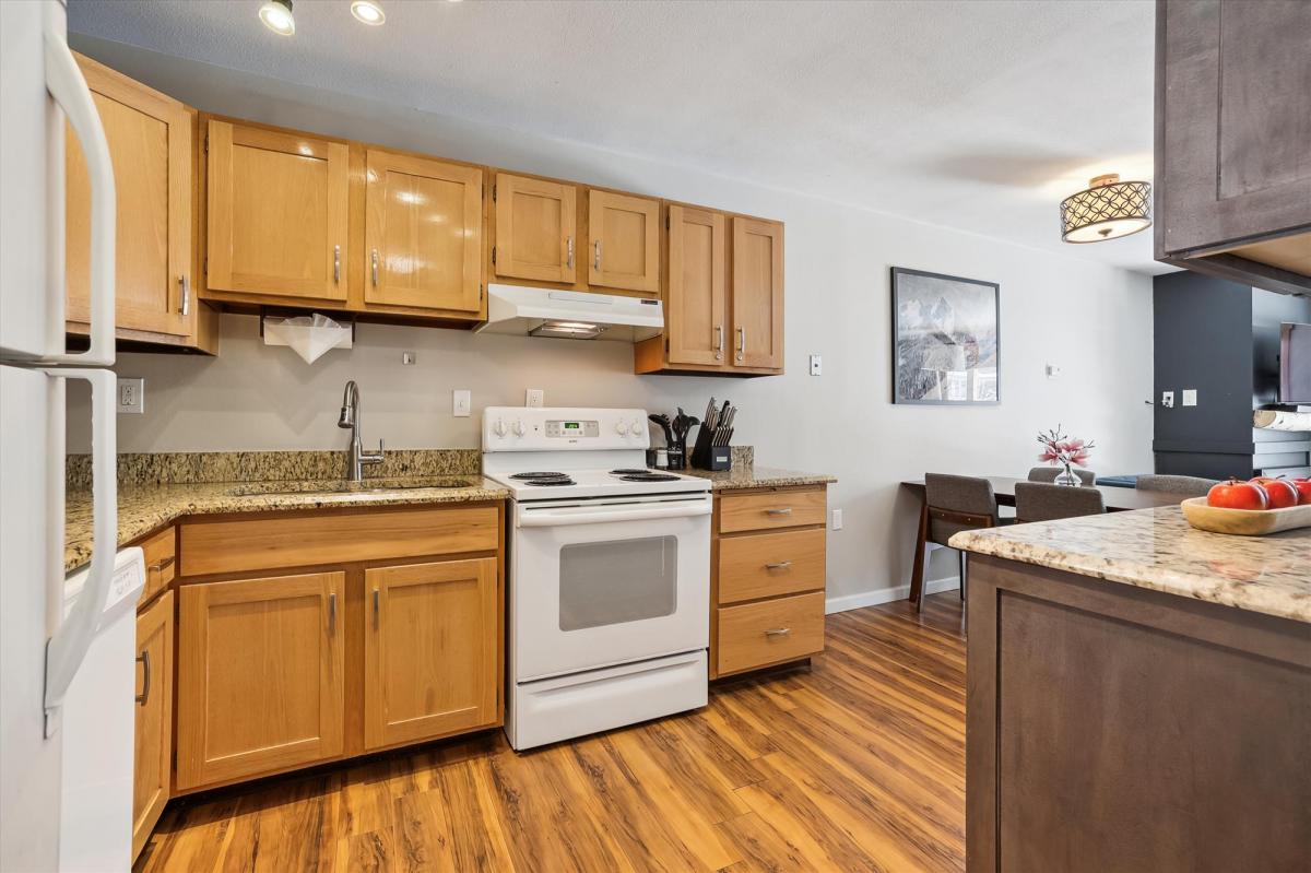 Kitchen, Snowdance 102A, Keystone Vacation Rental