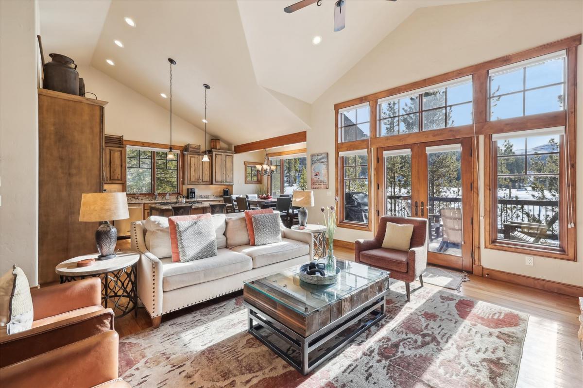 Living Room, The Beaver Lodge, Breckenridge Vacation Rental