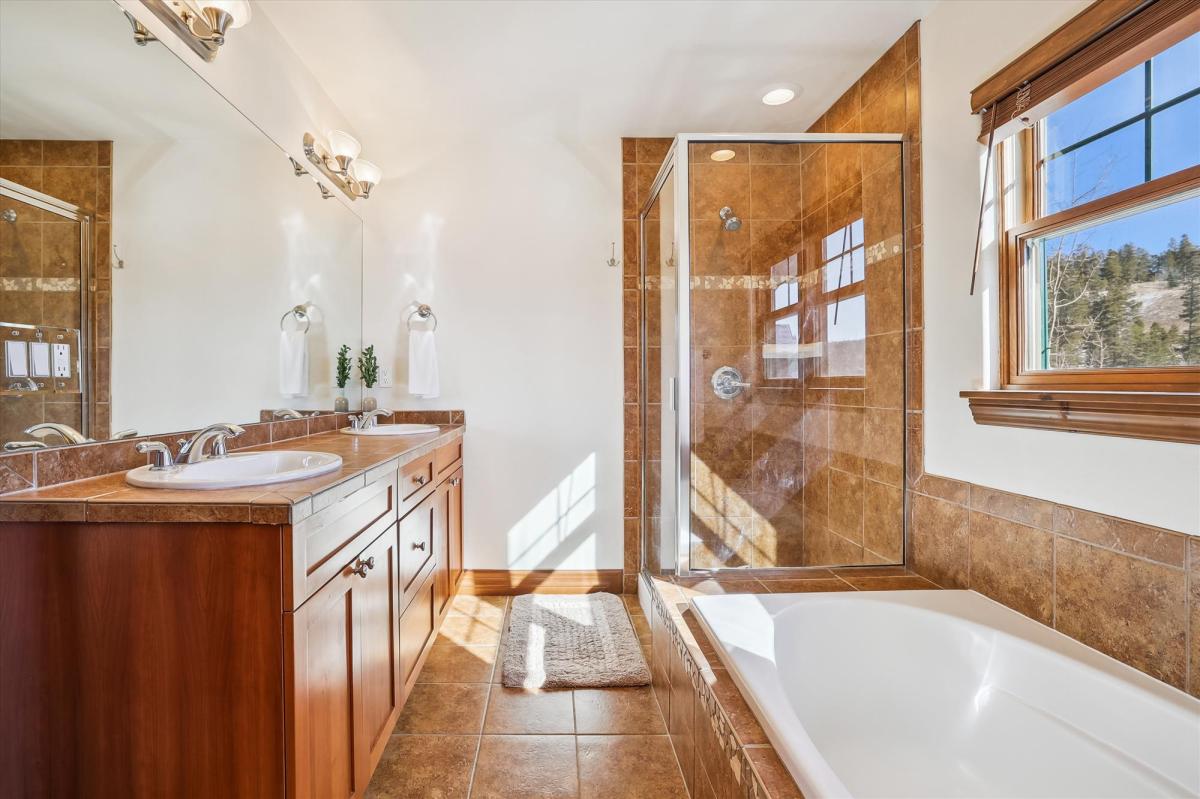 Bathroom, Highland Greens 56, Breckenridge Vacation Rental