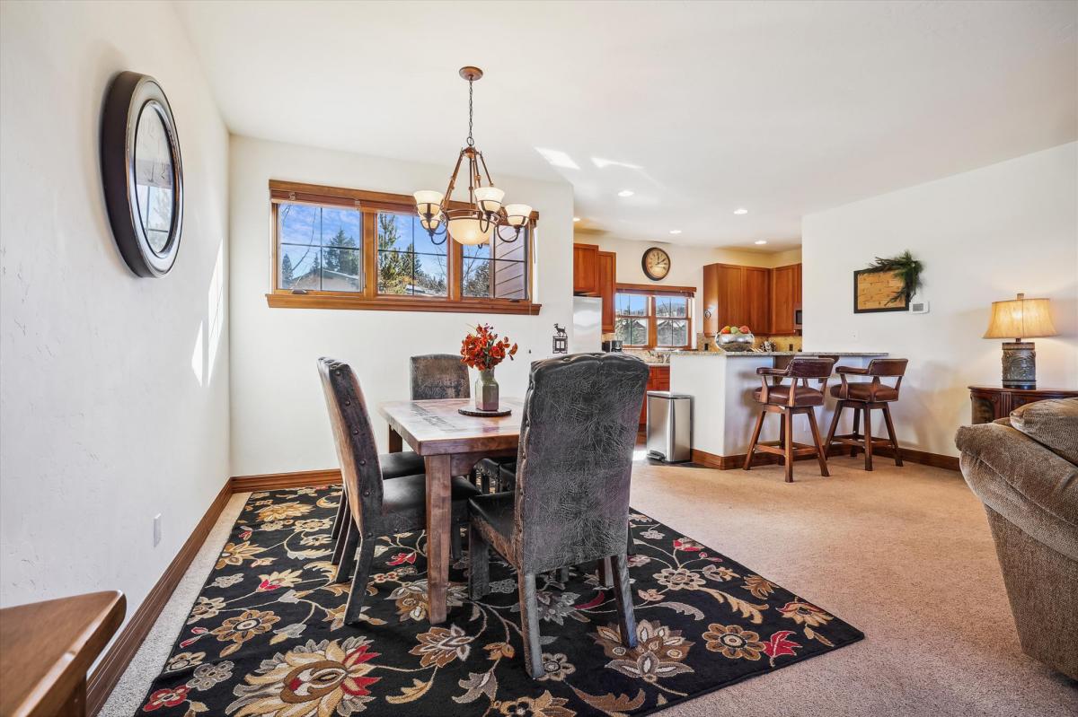 Dining Area, Highland Greens 56, Breckenridge Vacation Rental