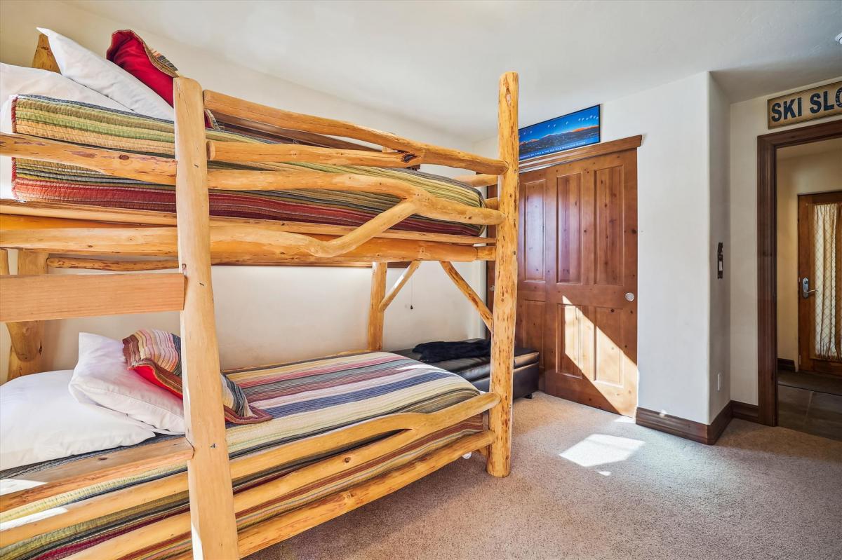 Bedroom, Highland Greens 56, Breckenridge Vacation Rental