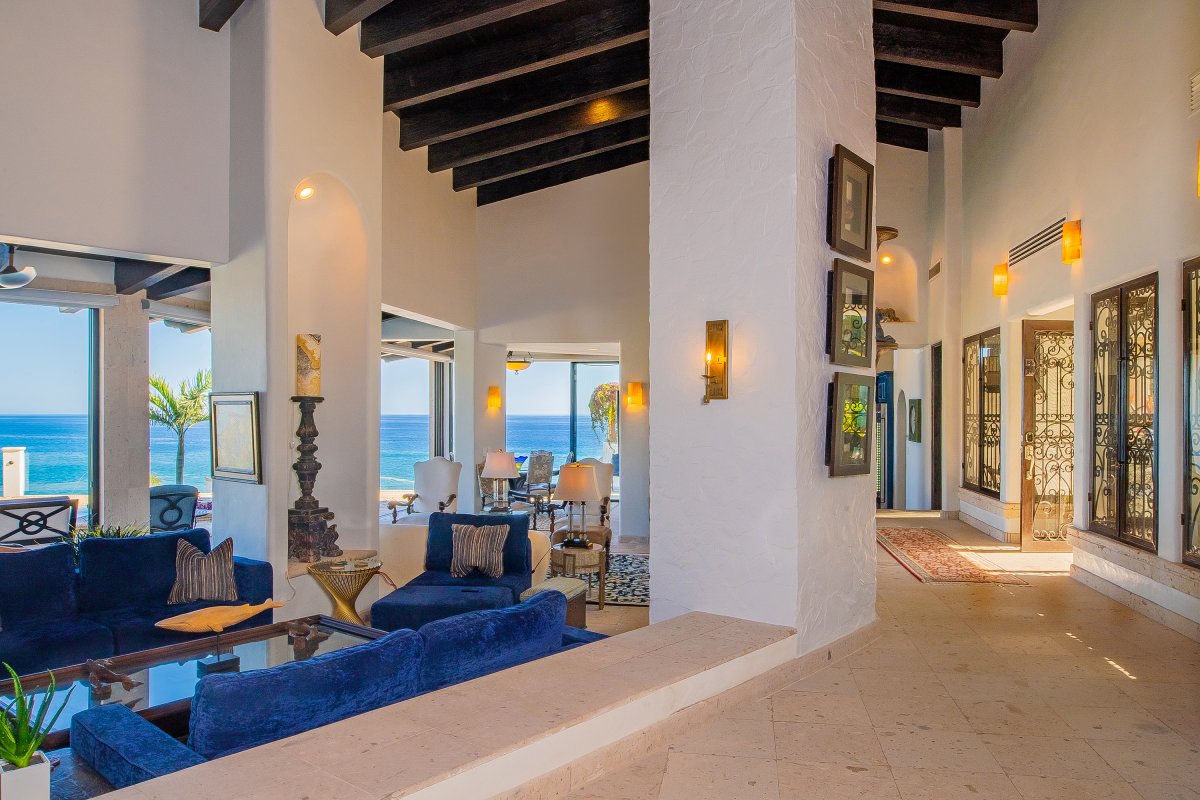 Spacious living area