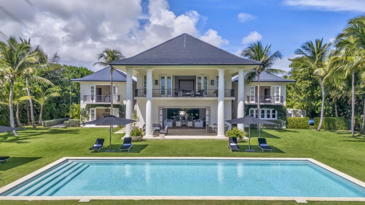 Corales 49 Elegant Ocean View Sanctuary