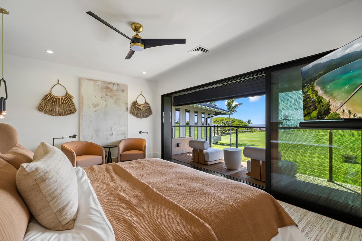 Sleep soundly in bright, breezy guest suite, where plush king bed and garden views cradle you into bliss.