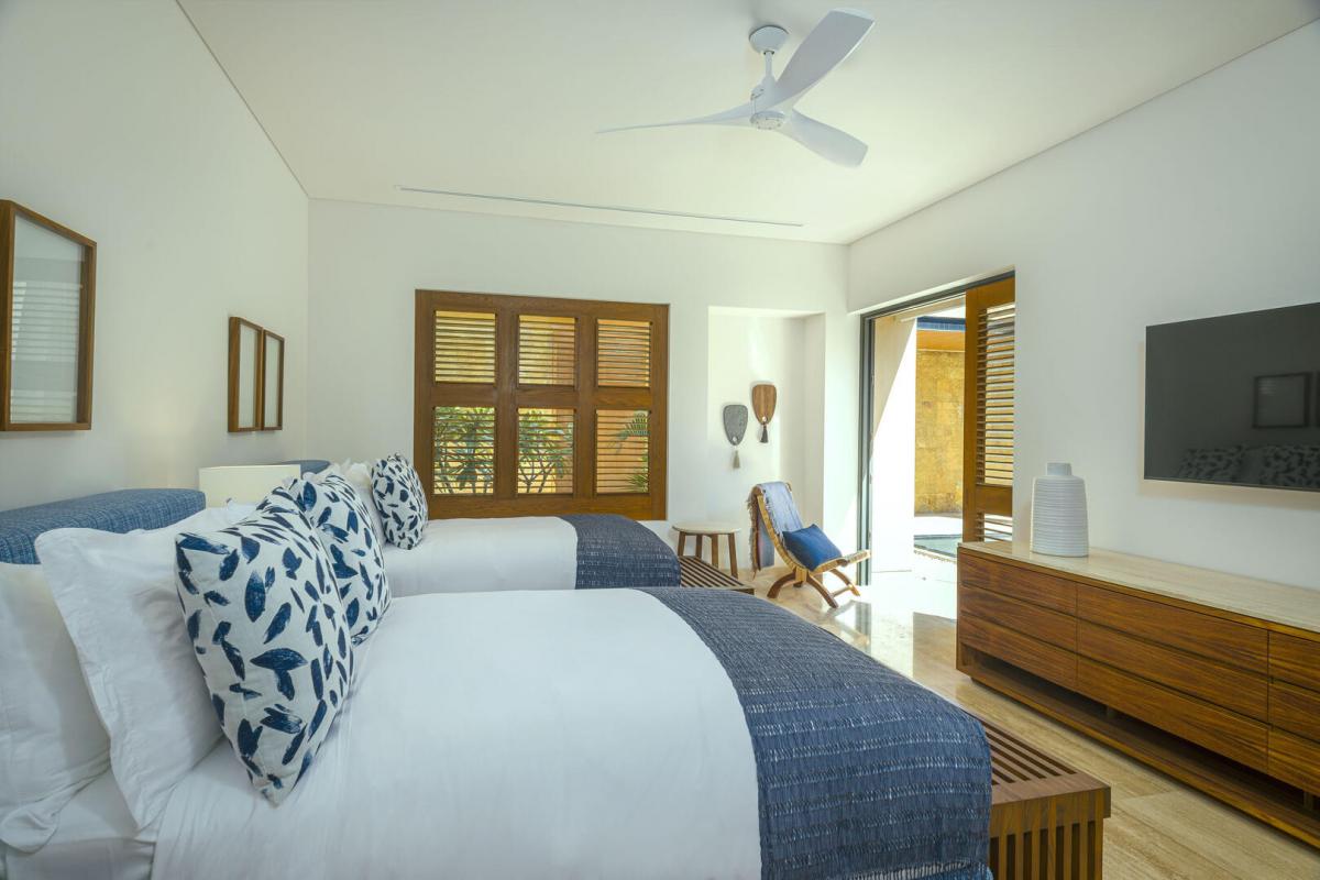 Enclave West #17
