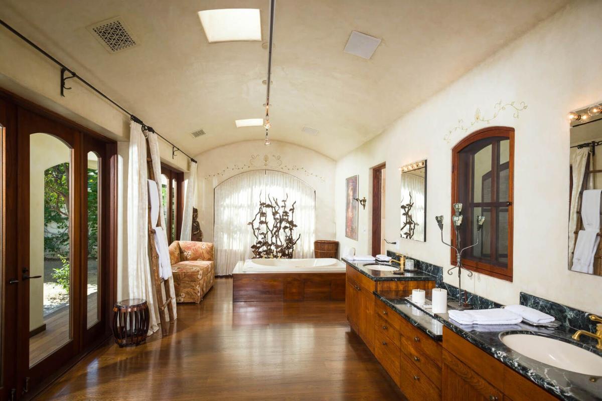 The lavish Master Ensuite will leave you feeling like you're in your own private spa