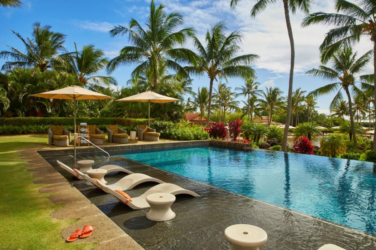 Lodge at Kukui'ula Cottage 15