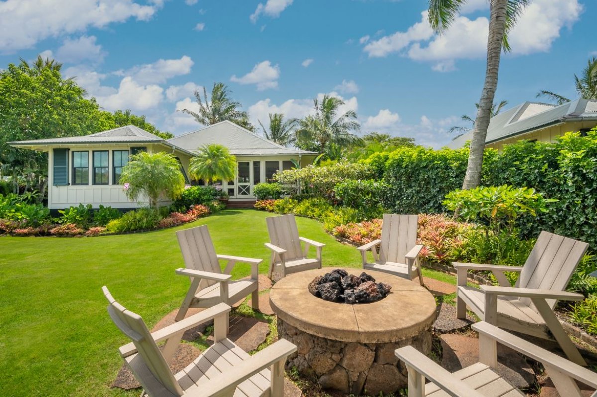 Lodge at Kukui'ula Cottage 15