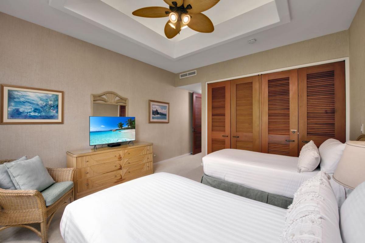 Mauna Lani Point E203