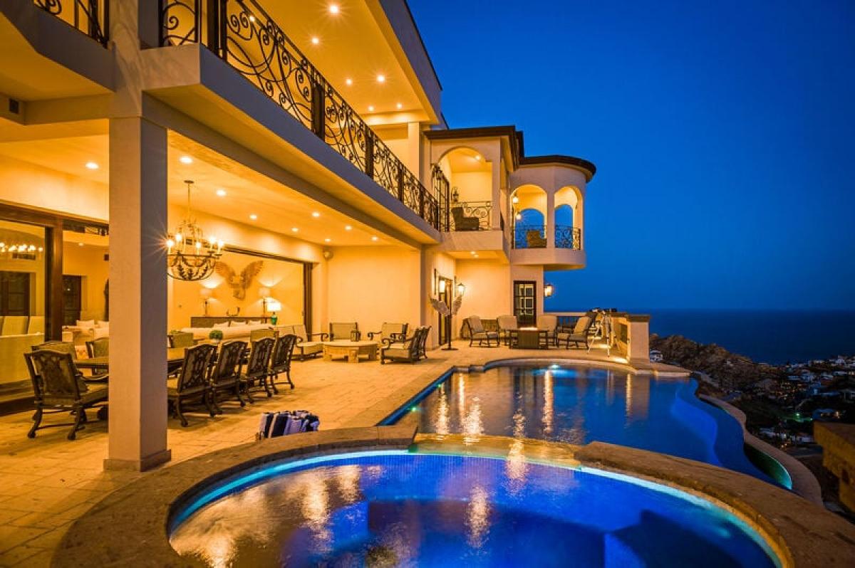 Villa Di Mare - 10 Bedrooms