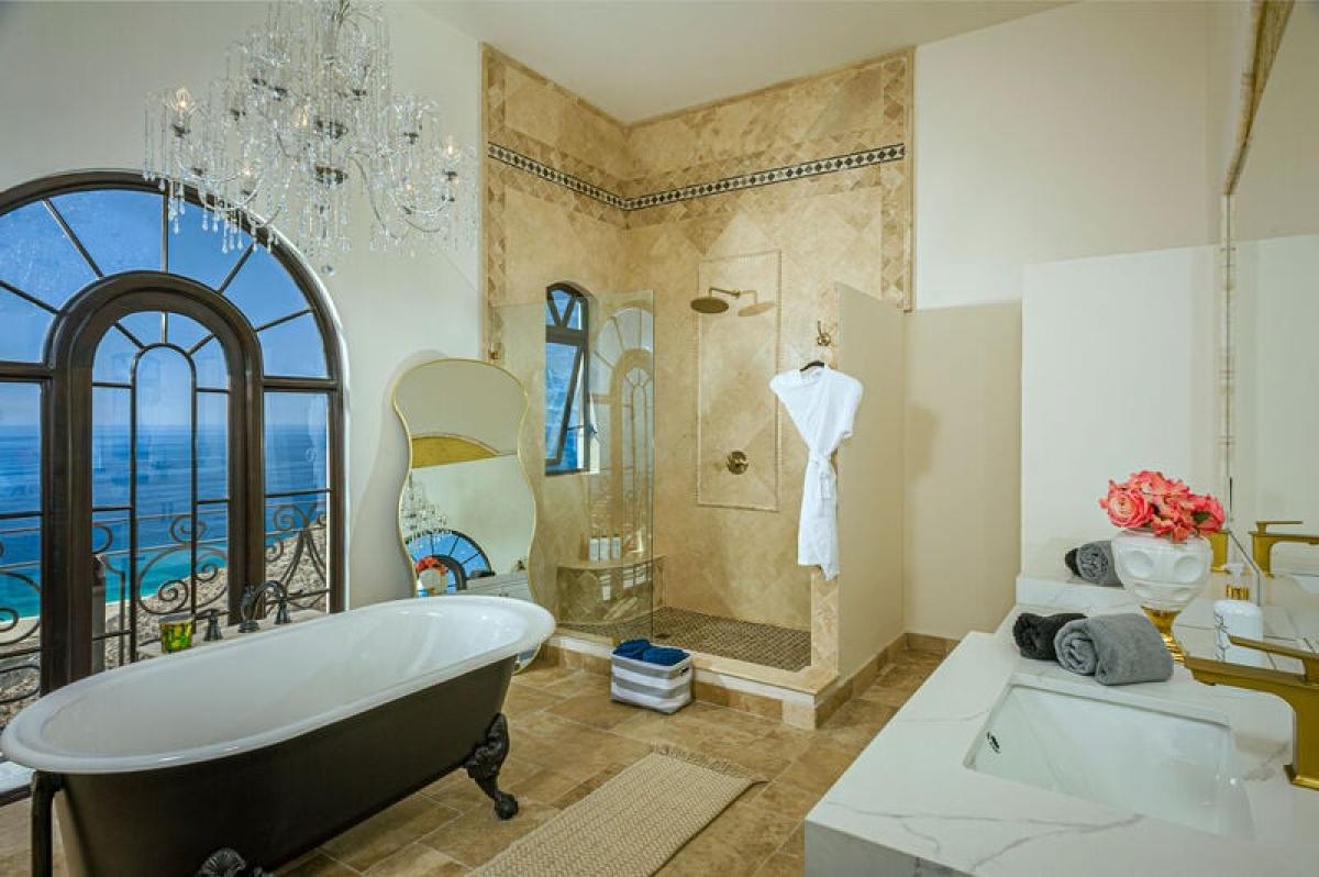 Villa Di Mare - 10 Bedrooms