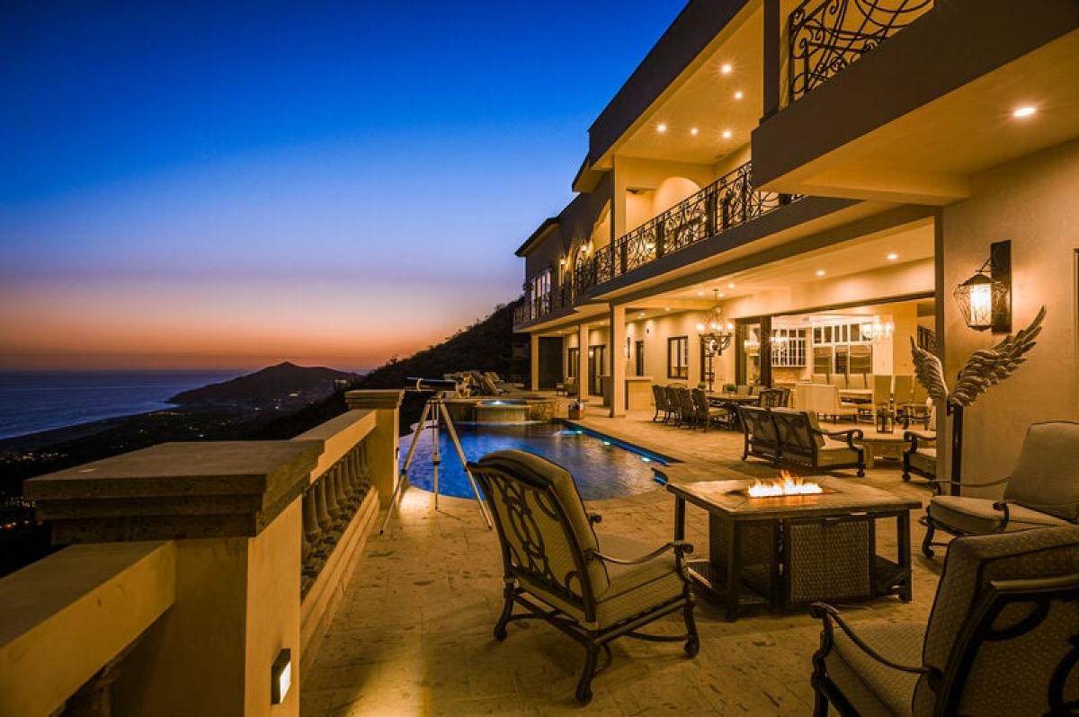 Villa Di Mare - 10 Bedrooms