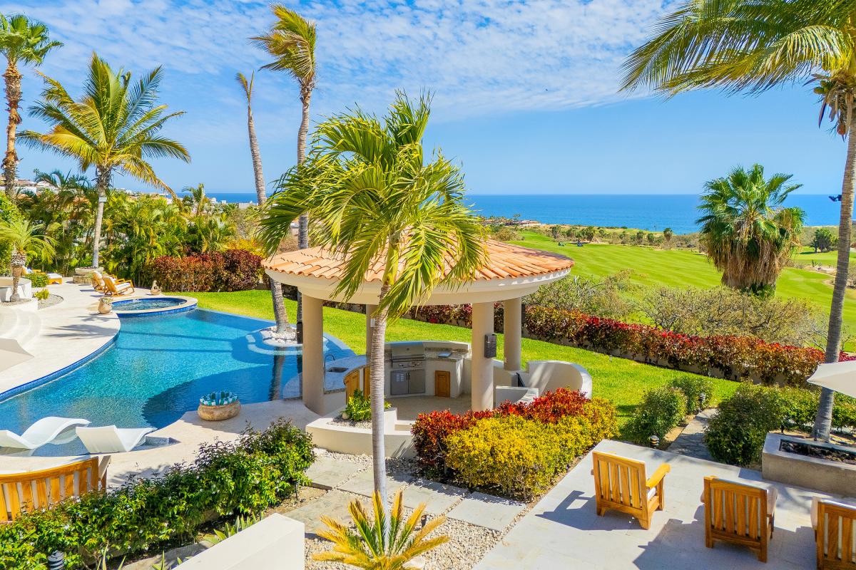 Spacious palapa with ocean views