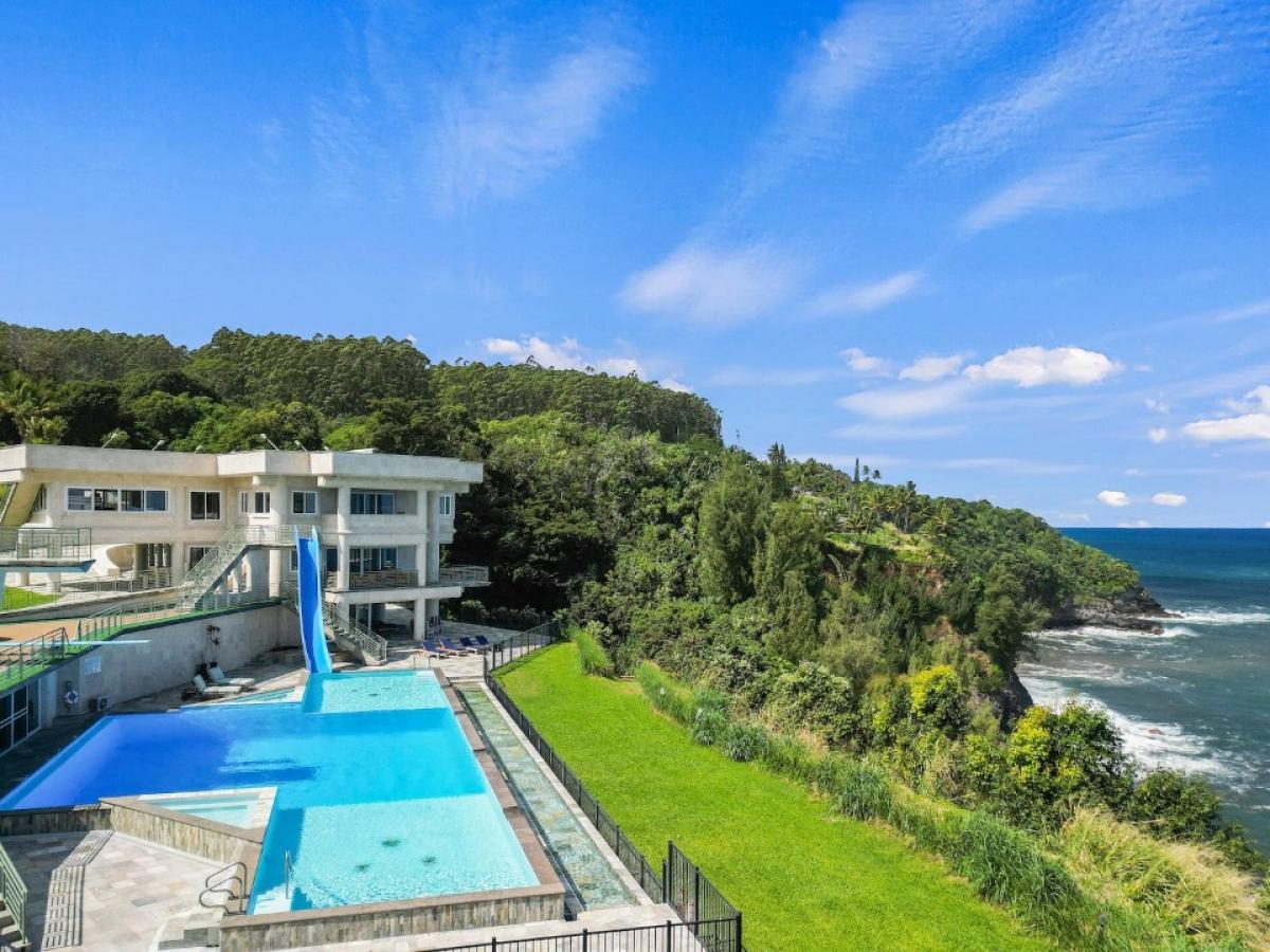Waterfalling Estate
