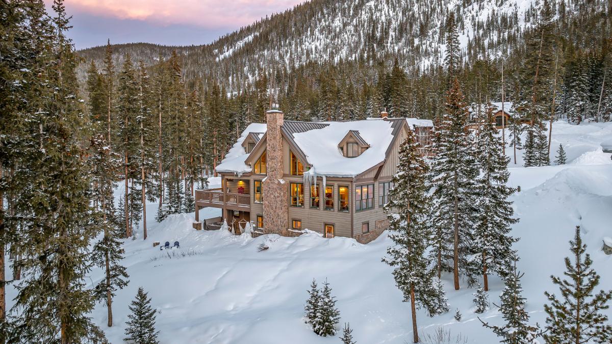 Winter aerial of Starlit Pines Lodge
