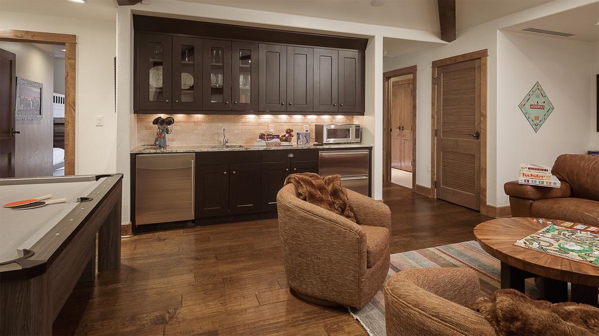 Entertainment Room Bar