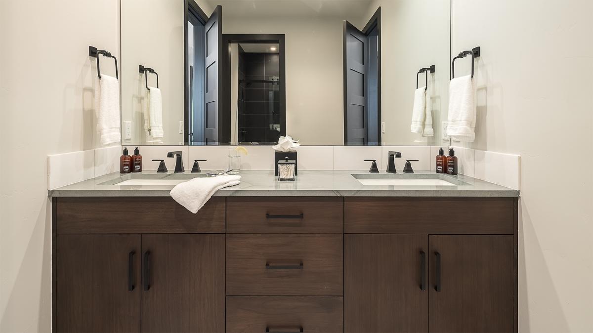 Bedroom 2 & 3, Second Level - Jack and Jill ensuite