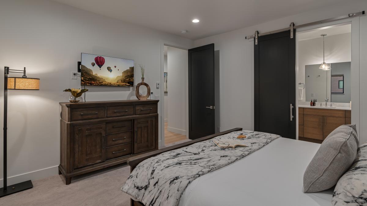 Uptown House: Bedroom 1, Main Level - Primary king suite