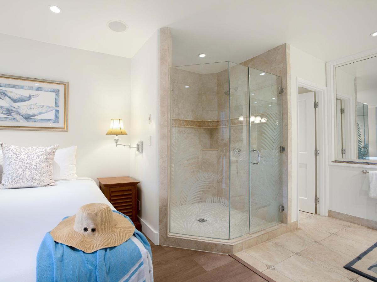 Bedroom with Attached Bathroom